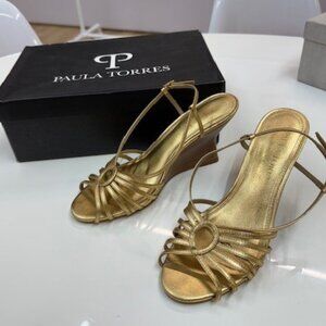 Paula Torres Gold Wedges | Size 8